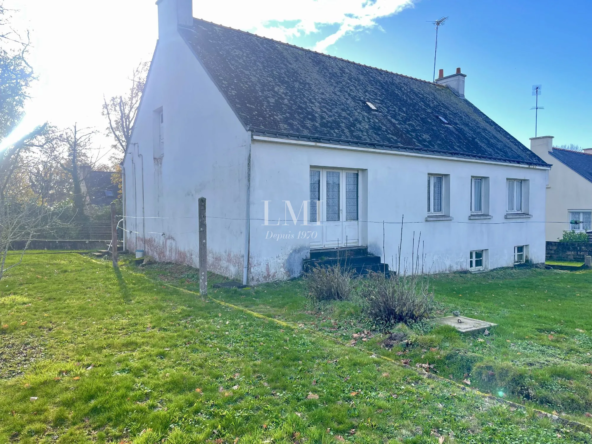 Maison à rénover à Nostang avec grand potentiel proche côte