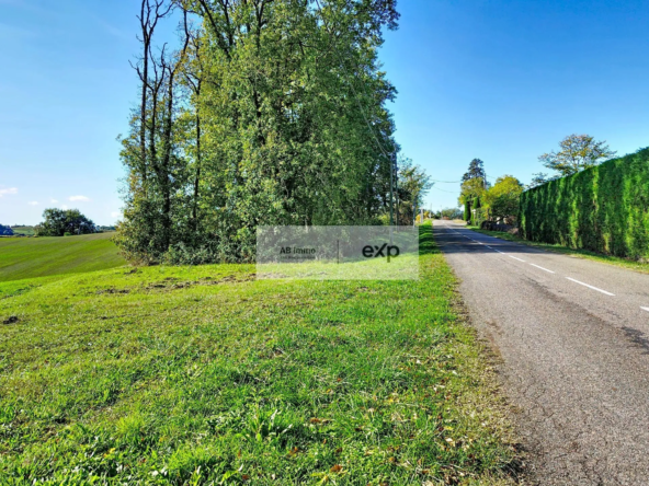 Terrains constructibles à Molières (82) avec vue panoramique de 1279 m²