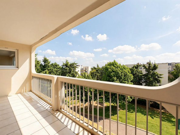 Achat appartement T3 avec balcon et parking à Chartres - Opportunité à saisir