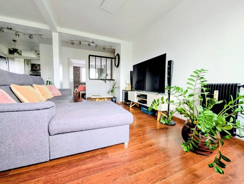 Appartement 75 m² avec loggia, garage et cave à Dijon Drapeau 