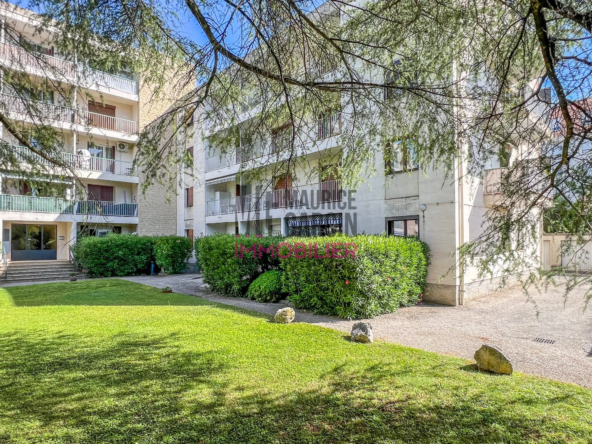Appartement 3 pièces en viager à Carpentras avec garage et cave