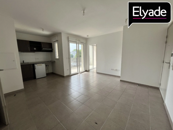 À vendre appartement T2 lumineux de 42,11 m² à Bassens avec balcon et stationnement