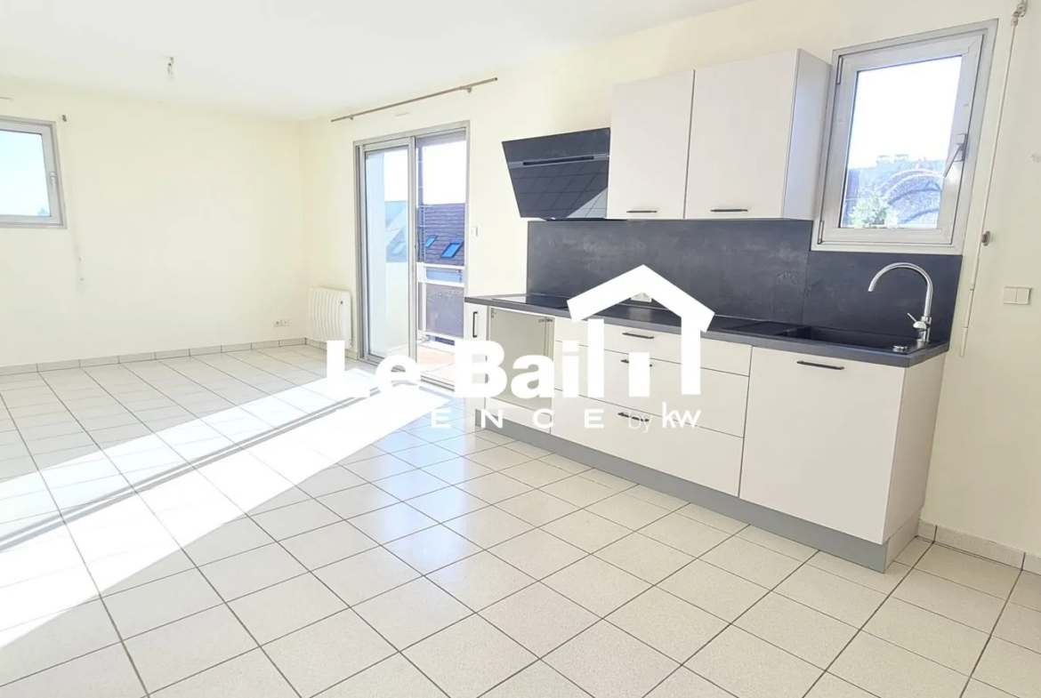 Appartement en duplex avec vue sur la tour Eiffel à Argenteuil 