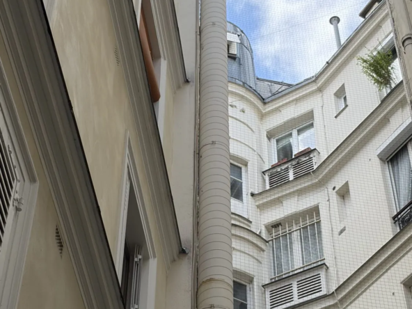 A VENDRE RESTAURANT PARIS 9 - 110M², 60 COUVERTS, EXCELLENT EMPLACEMENT