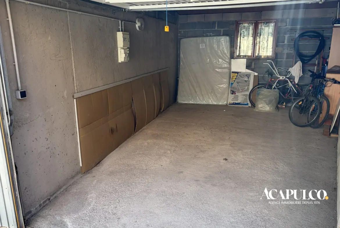 Garage de 14 m² à vendre au centre port de Cap d'Agde 