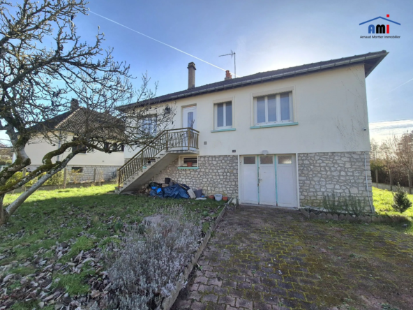 Pavillon de 75 m² avec garage et jardin à Bretoncelles