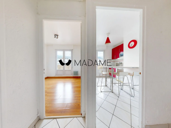 Appartement T1 lumineux à vendre à Grenoble avec vue sur le Vercors