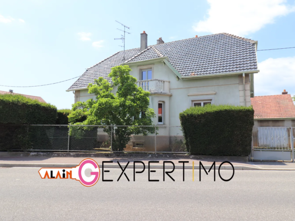 Grande maison bifamiliale avec potentiel à Wittelsheim - 200 m²