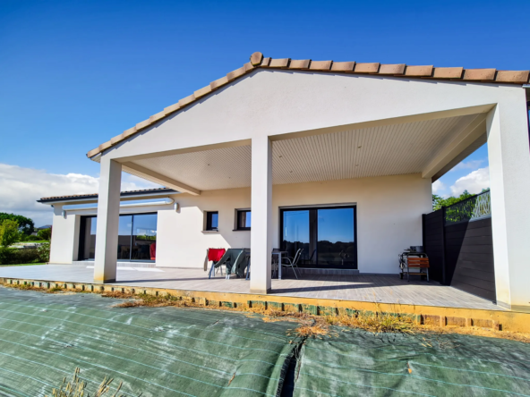 Achat villa T4 moderne avec grand jardin et vue panoramique à Gimont