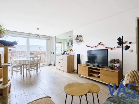 Appartement T3 lumineux à vendre à Tourcoing Gambetta avec cave et parking