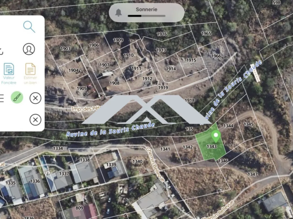 Terrain de 368 m² à Trois-Bassins, idéal pour construire ou investir