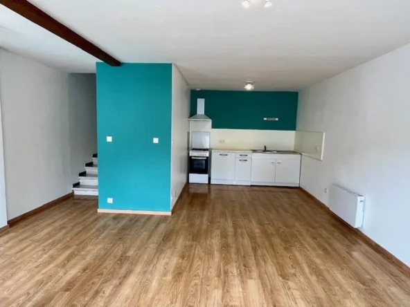 Maison mitoyenne de 57 m² à Graulhet, proche commodités, idéale investissement ou première acquisition