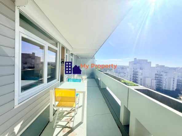 Appartement avec terrasse à Houilles, proximité gare, 8ème étage, 16 m² terrasse