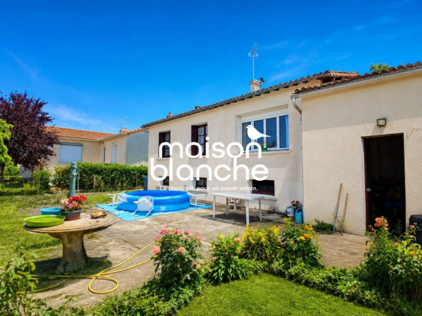 Maison de campagne à vendre à Airvault avec grand jardin - Calme et sérénité