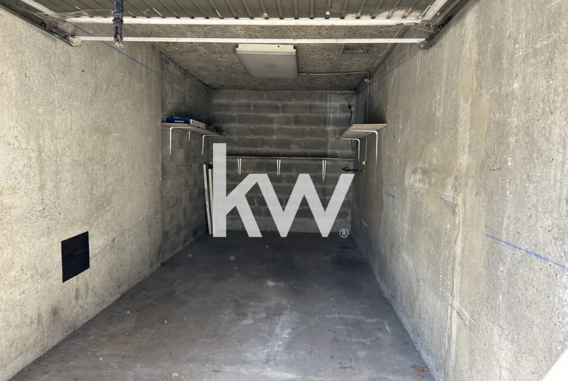 Appartement T4 à vendre à Saint-Étienne – 75 m² avec cave et garage 