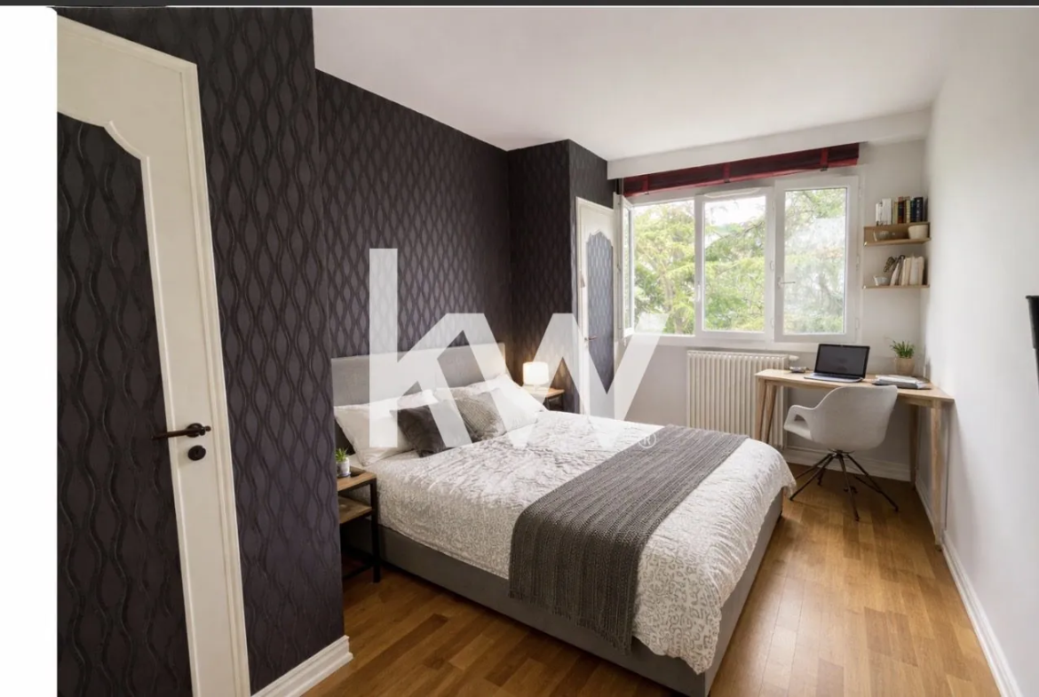 Appartement T4 à vendre à Saint-Étienne – 75 m² avec cave et garage 