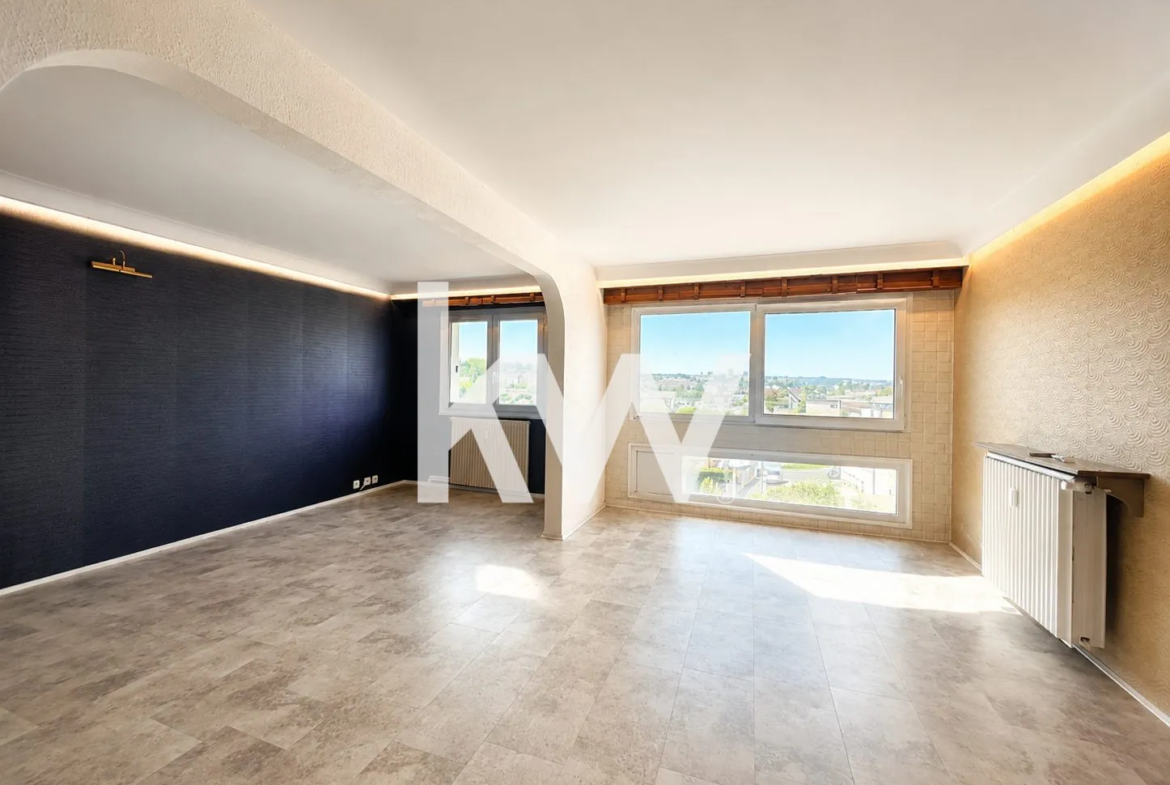 Appartement T4 à vendre à Saint-Étienne – 75 m² avec cave et garage 