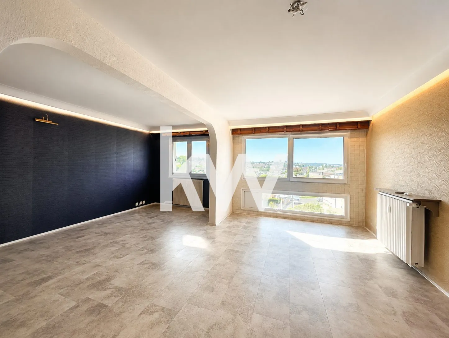 Appartement T4 à vendre à Saint-Étienne – 75 m² avec cave et garage 