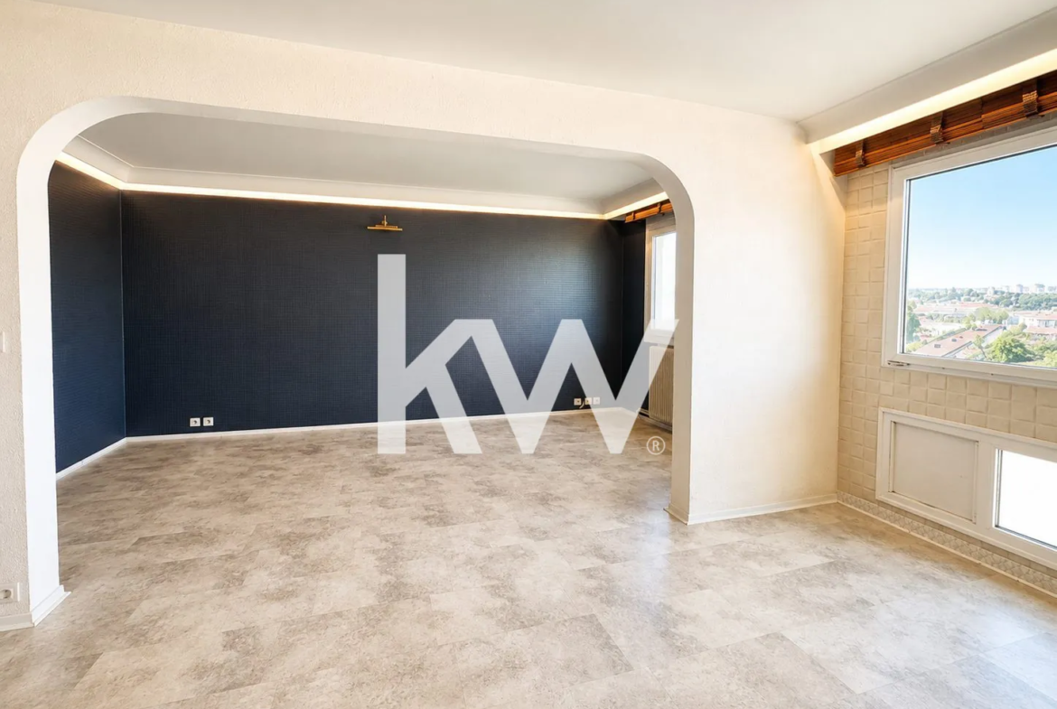 Appartement T4 à vendre à Saint-Étienne – 75 m² avec cave et garage 