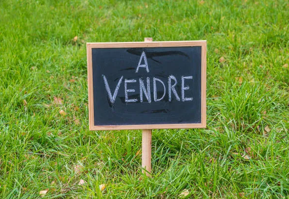 Terrain constructible de 349 m² à Mus, lotissement proche commodités