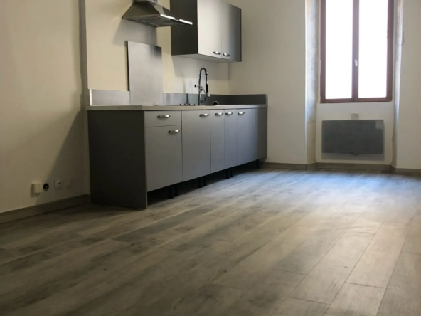 Appartement Béziers 57,5 m² 2 chambres Séjour cuisine 23 m² Appartement de 58 m² loué avec garage à Beziers, investissement sûr