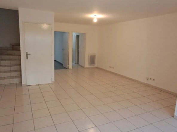 Maison à vendre à Charleville-Mézières - 95 m², proche commodités