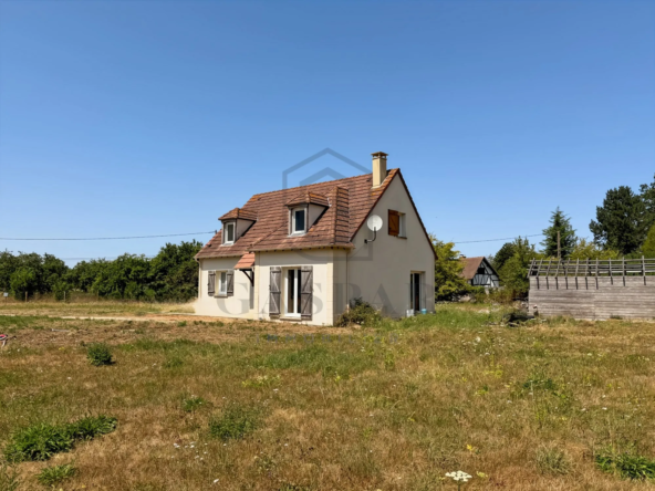Maison à vendre de 102m² avec grand terrain à Baux-de-Breteuil