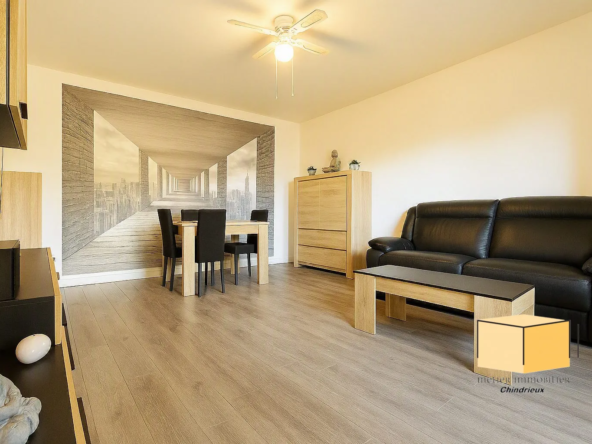 Appartement T3 duplex rénové avec garage et balcon à Serrières-en-Chautagne