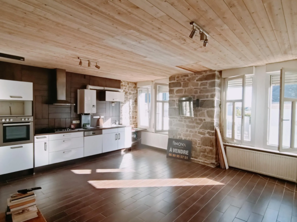 Appartement T2 de 58 m² à Guidel, centre-ville, lumineux et rénové