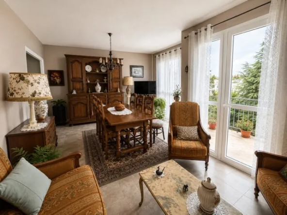 Appartement T4 de 82 m² avec balcon à Graulhet à vendre