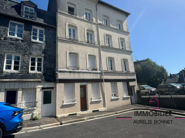 Appartement duplex lumineux avec cachet ancien au centre de Lisieux