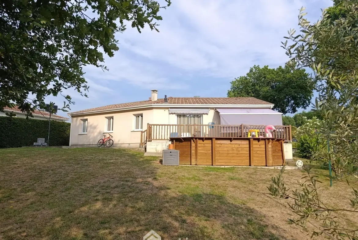 Maison récente avec piscine et grande terrasse à Hagetmau - 110 m² 