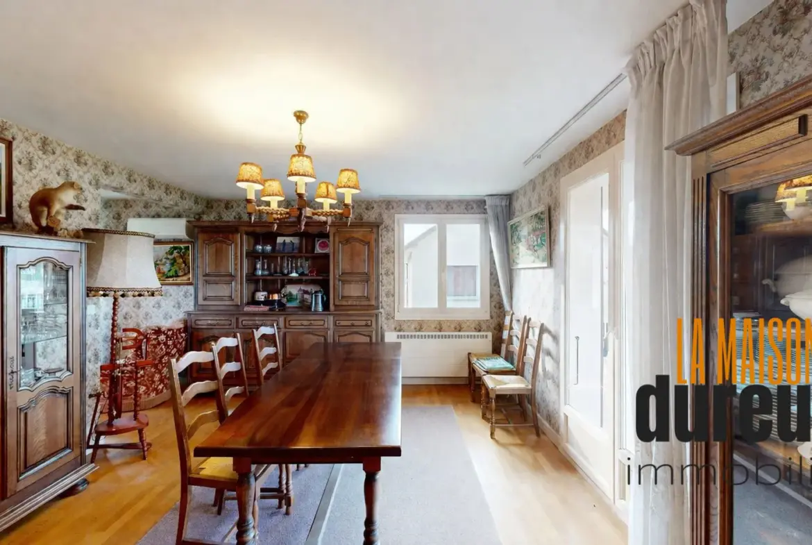 À vendre maison de 90m² avec jardin et sous-sol à Gray-la-Ville 