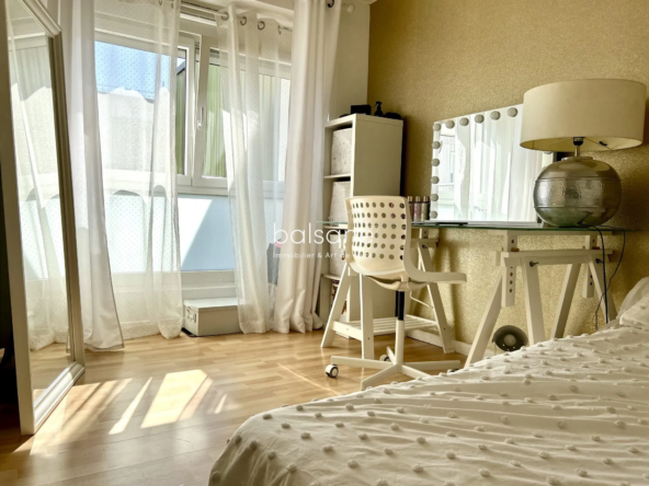 Vente appartement duplex 3 chambres à Le Petit-Quevilly avec parking et balcon