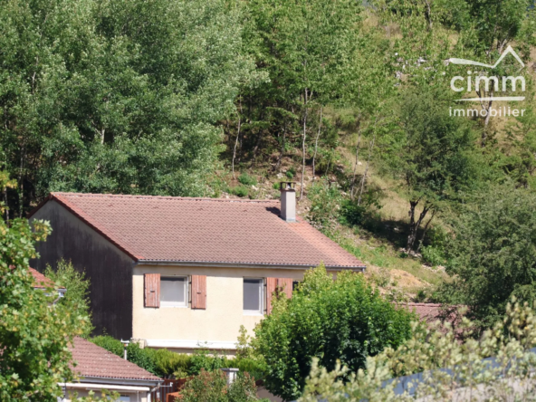 Charmante maison individuelle avec vue dégagée à La Chapelle-en-Vercors