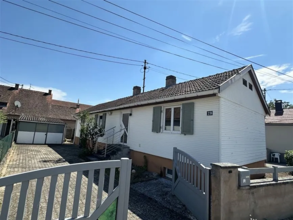 Maison ancienne de 55 m² avec dépendance et double garage à Haguenau