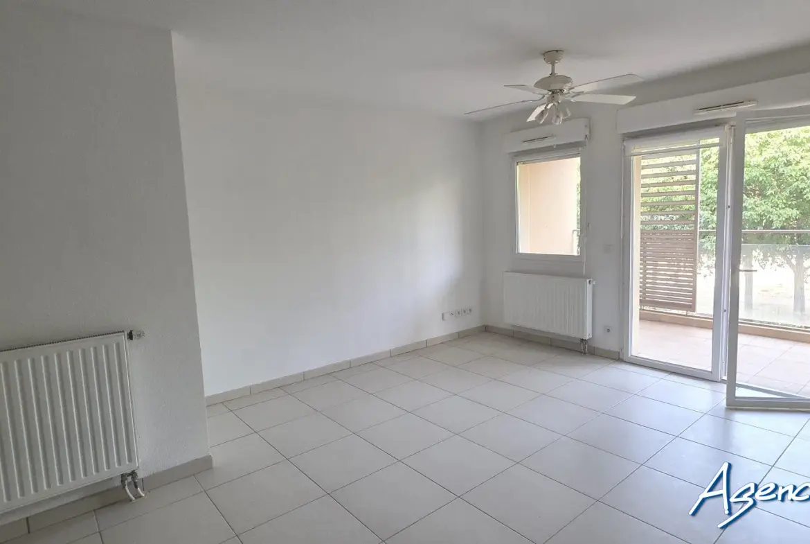 Appartement T2 avec terrasse et parking à Saint-Laurent-de-la-Salanque 