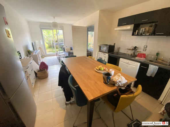 Appartement T2 avec jardin et parking en rez-de-jardin à Lyon