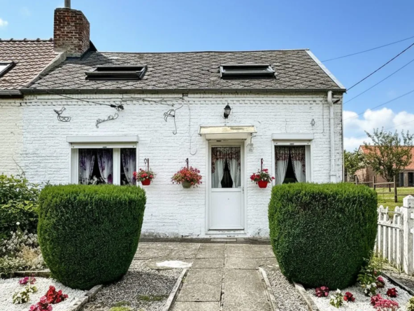 Maison semi-individuelle de 65 m² avec jardin au calme à Le Favril