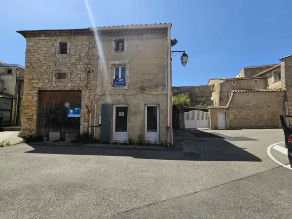 Maison de village à Saint-Gervais avec grand potentiel de rénovation