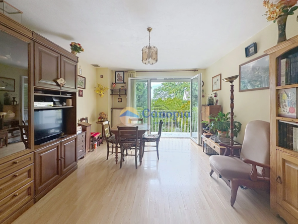 Appartement 1 pièce avec balcon à L'Hay-les-Roses — 28 m²