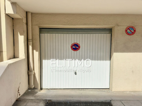 Garage fermé à Nice Nord – 13 m² avec accès direct – Opportunité d’investissement