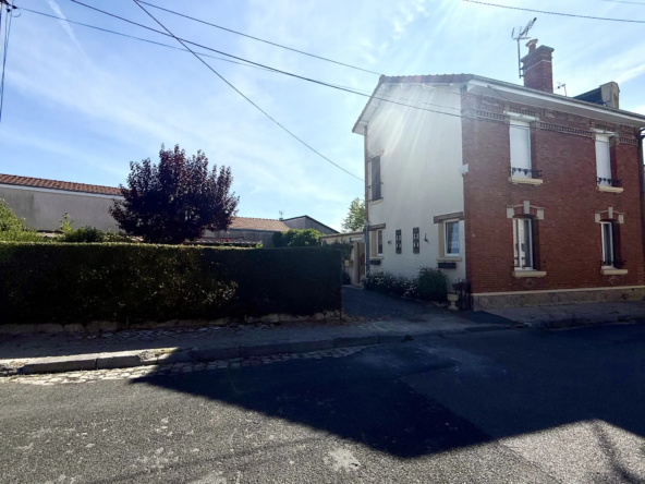 Maison à vendre à Suippes 75m² avec véranda, jardin et garage