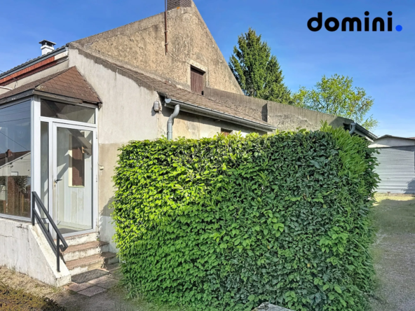 Maison de ville avec grand garage à Montceau-les-Mines, idéal investissement ou résidence