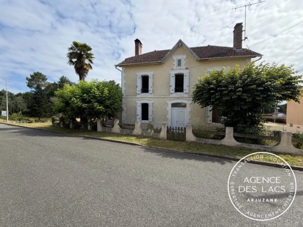 Maison de maître rénovée avec jardin privé près de la plage d'Arjuzanx