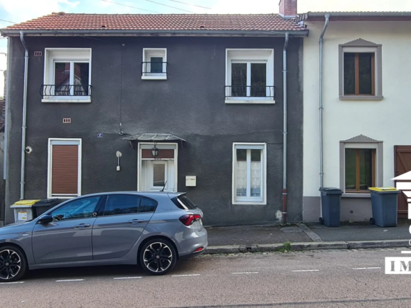 Maison mitoyenne lumineuse de 117 m² avec jardin et terrasse à Le Creusot