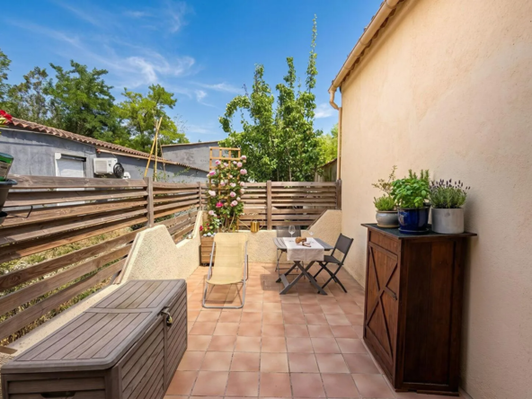 Charmante maisonette T1 à Gardanne avec terrasse, parking, secteur campagne
