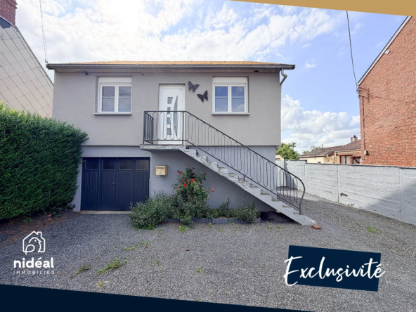 Maison rénovée avec sous-sol et terrain de 702 m² à La Longueville