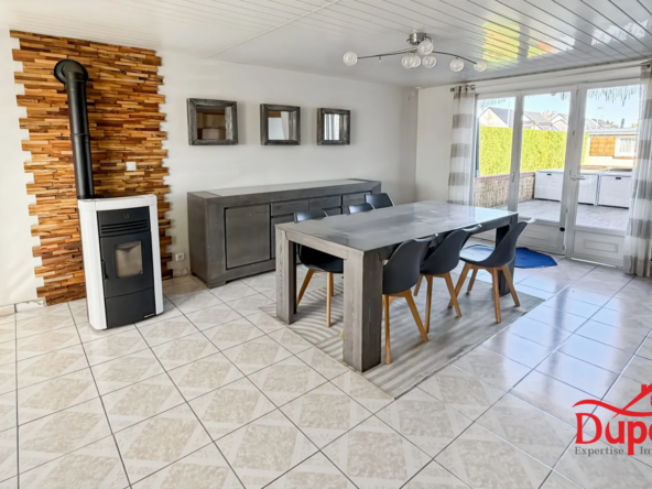 Maison rénovée avec 3 chambres et appartement F2 indépendant à Martin Martin