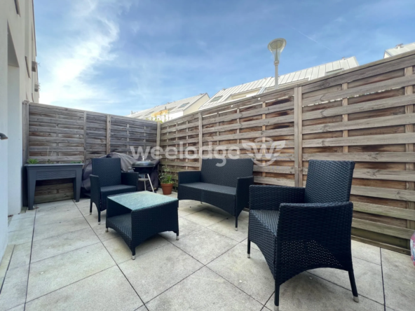 Appartement F3 duplex avec terrasse et parking à Mantes-la-Ville